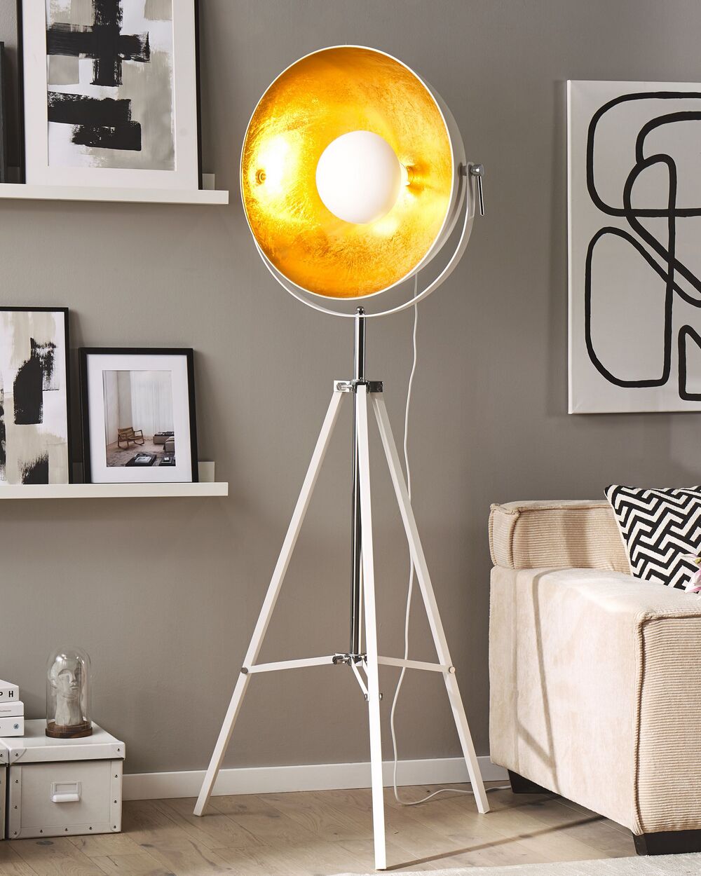Lampada da Terra Bianca con Metallo dorato 165 cm Base Treppiede Paralume Orientabile Design Industriale