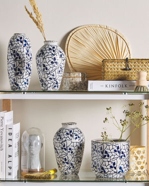 Vaso per fiori in gres porcellanato bianco e blu accessorio per la casa con motivo floreale 20 cm