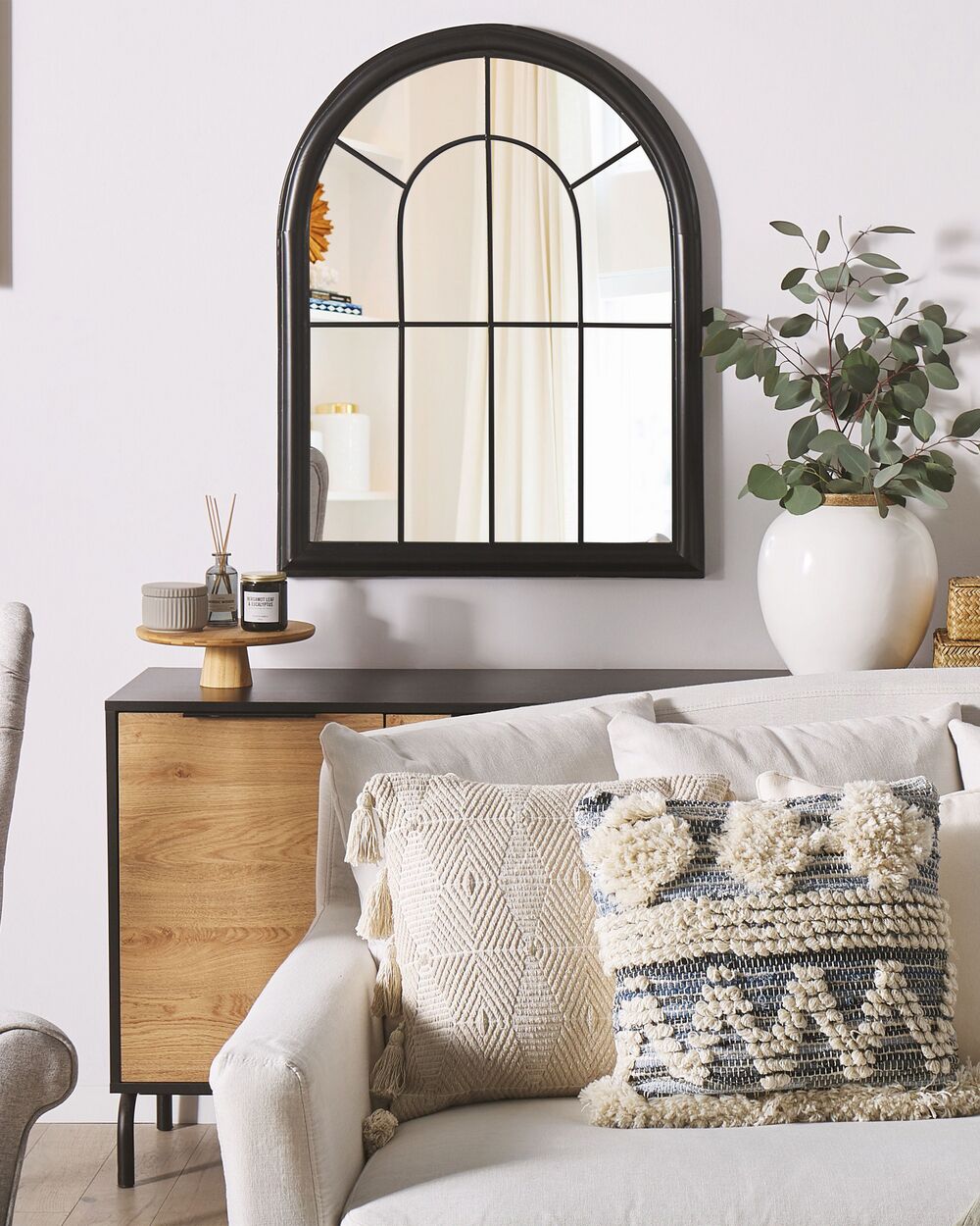 Specchio da parete con cornice in metallo Nero 69 x 89 cm dipinto tradizionale