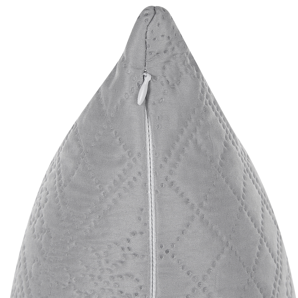 Copriletto in Tessuto di Poliestere Grigio 160 x 220 cm con Cuscini Motivo in Rilievo Decorativo Copriletto Lenzuola Classico Camera da Letto