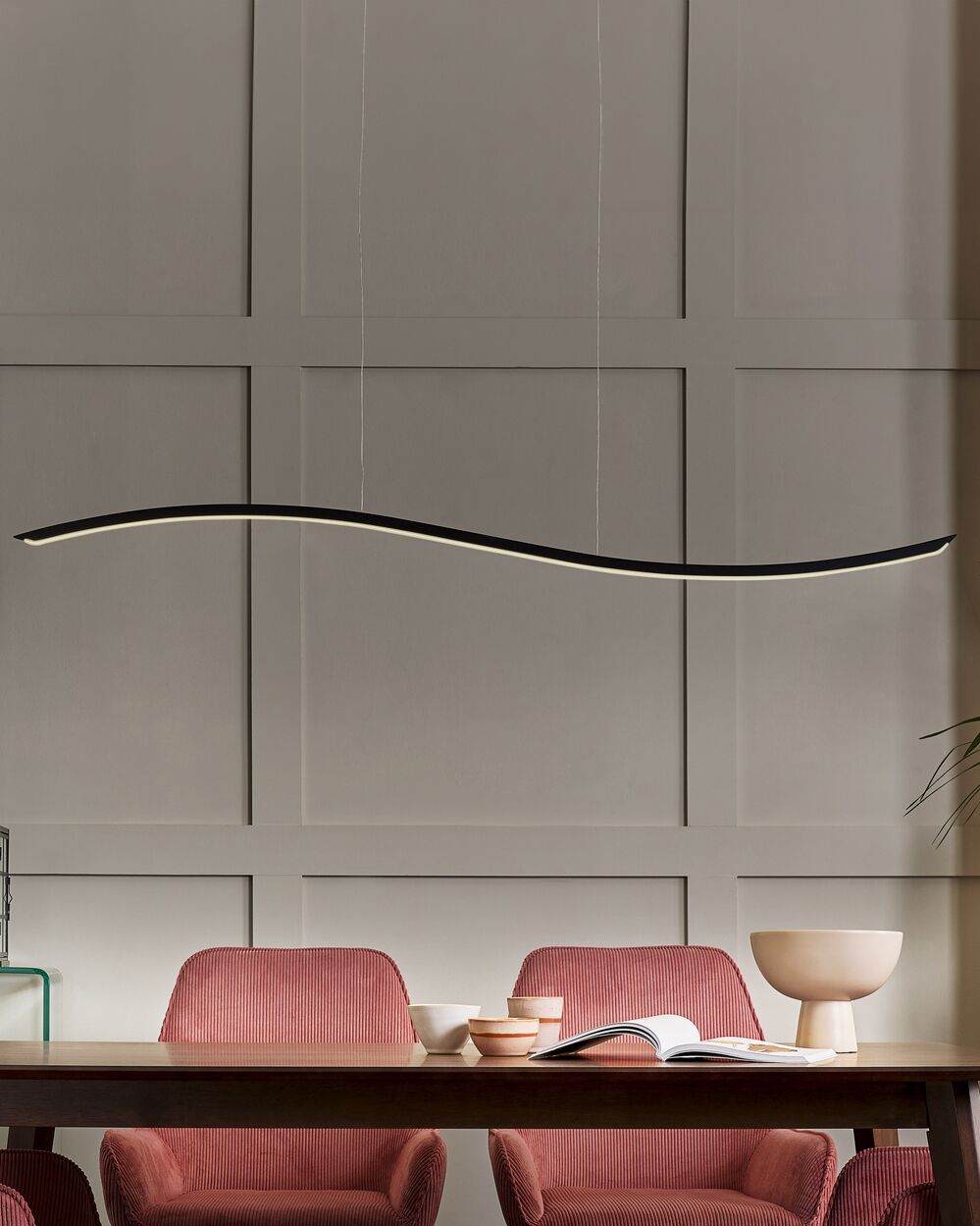 Lampada a sospensione in ferro Nero con luce a LED integrata novità ondulata illuminazione moderna a sospensione