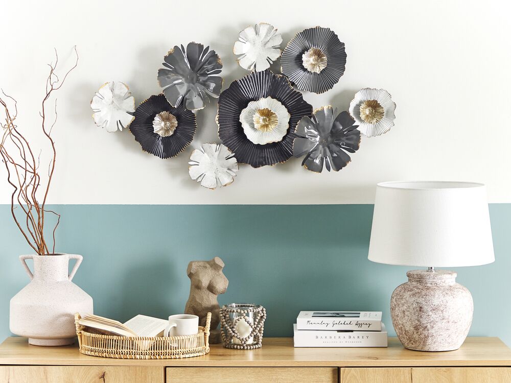 Decorazione da parete Grigio Bianco e dorato Ferro 90 x 49 cm Metallo Scultura Arte Fiori Glam Accessorio Moderno