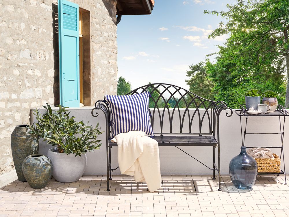 Panca da giardino per esterni in metallo Nero 130 cm 2 posti con braccioli svasati in stile vintage