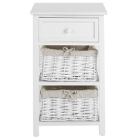 Comodino tradizionale in stile retrò con cassetto e due cesti di colore bianco