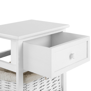 Comodino tradizionale in stile retrò con cassetto e due cesti di colore bianco