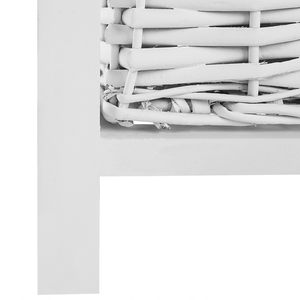 Comodino tradizionale in stile retrò con cassetto e due cesti di colore bianco