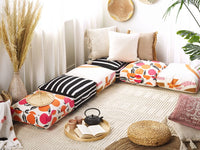 Pouf colore bianco e nero ⌀ 50 cm dalla forma quadrata stile boho cuscino da pavimento salotto