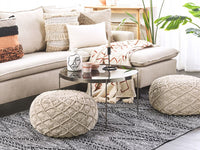 Pouf in cotone imbottito 50 x 30 cm beige con motivo macramé stile boho per camera da letto o soggiorno