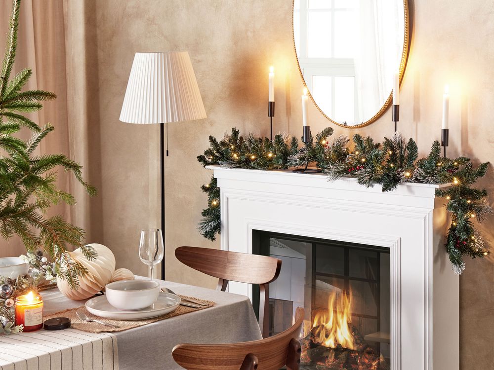 Festone LED verde bianco 180 cm materiale sintetico artificiale rami di Natale pigne bacche