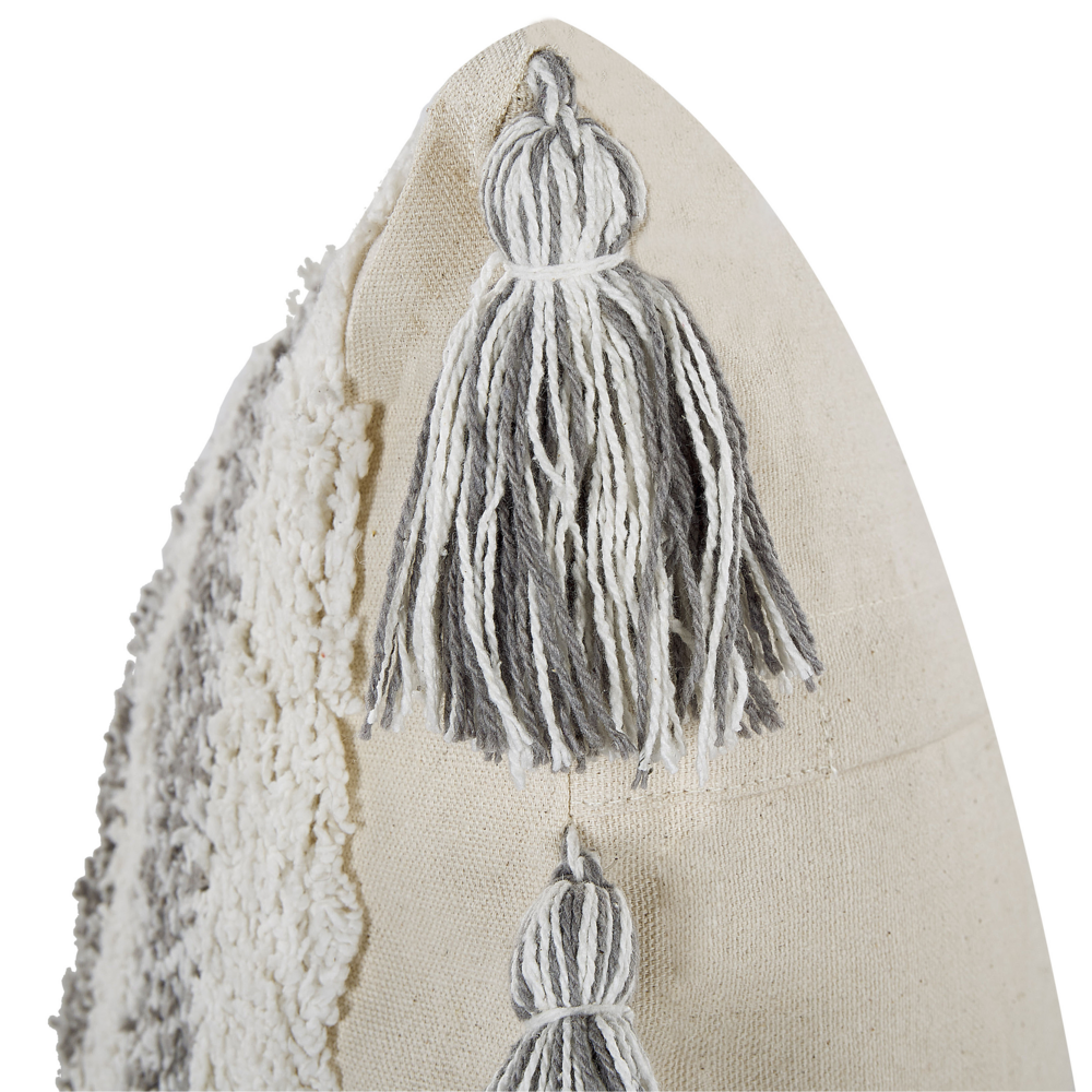 Cuscino decorativo cotone beige e grigio 45 x 45 cm con motivo a righe con nappe