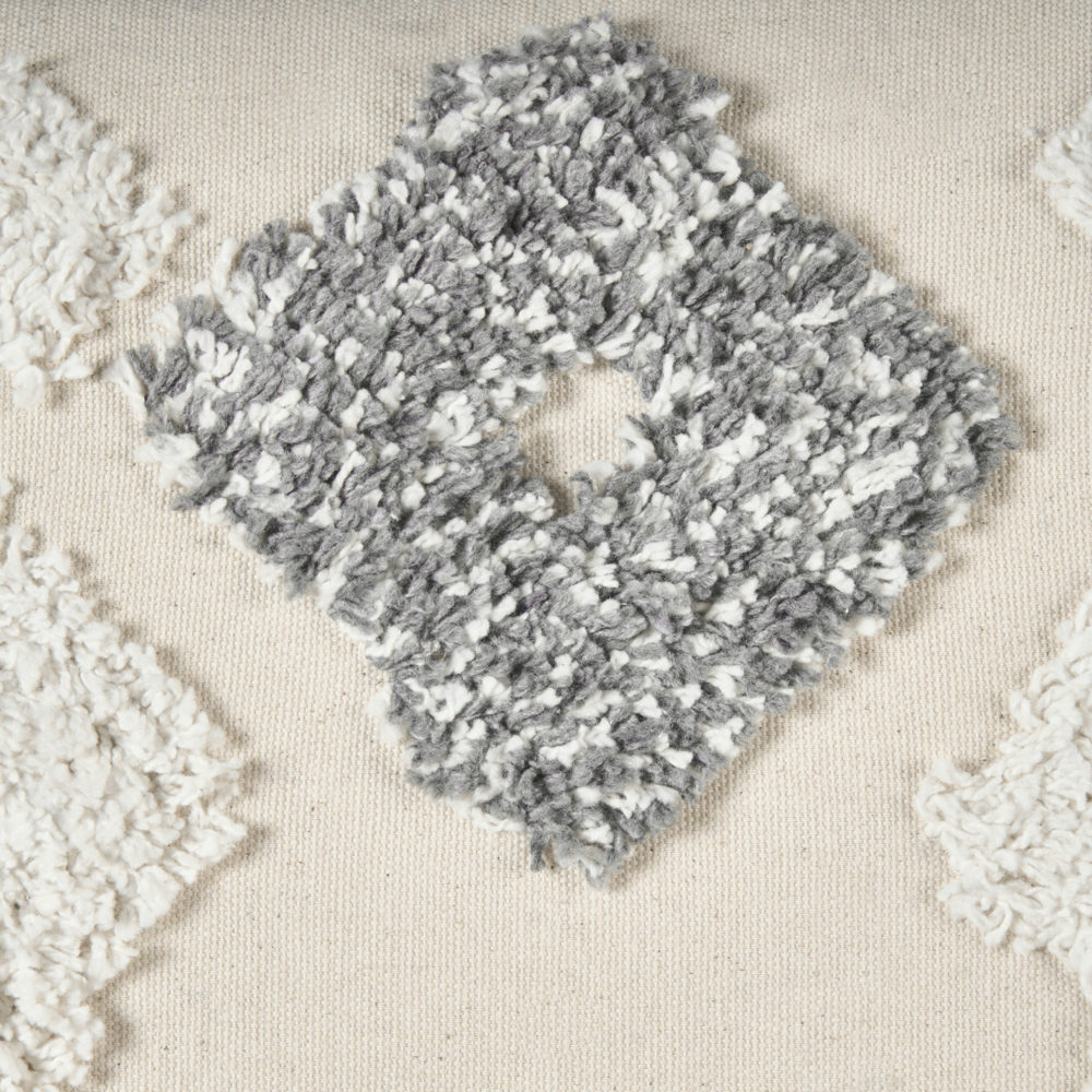 Set di 2 cuscini decorativi bianco e grigio cotone 45x45 cm con nappe motivo rombi