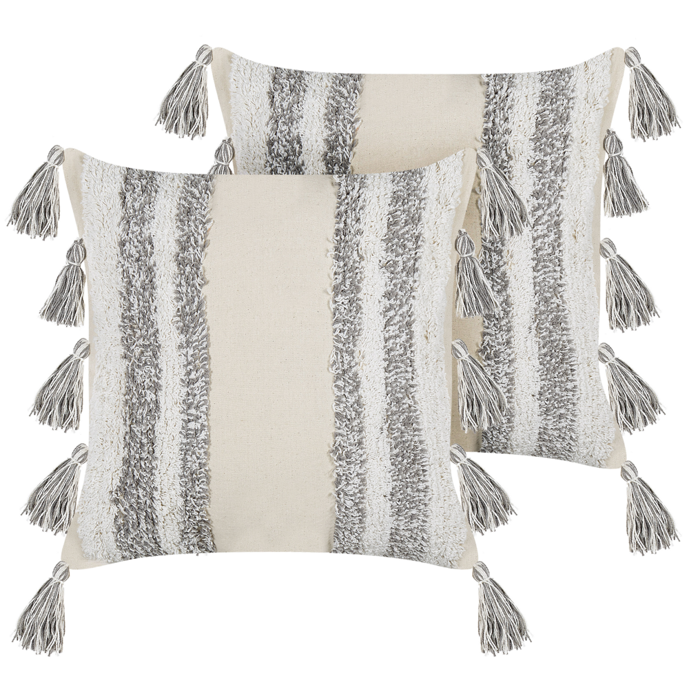 Set di 2 cuscini decorativi cotone bianco e grigio 45x45 cm con motivo a righe nappe