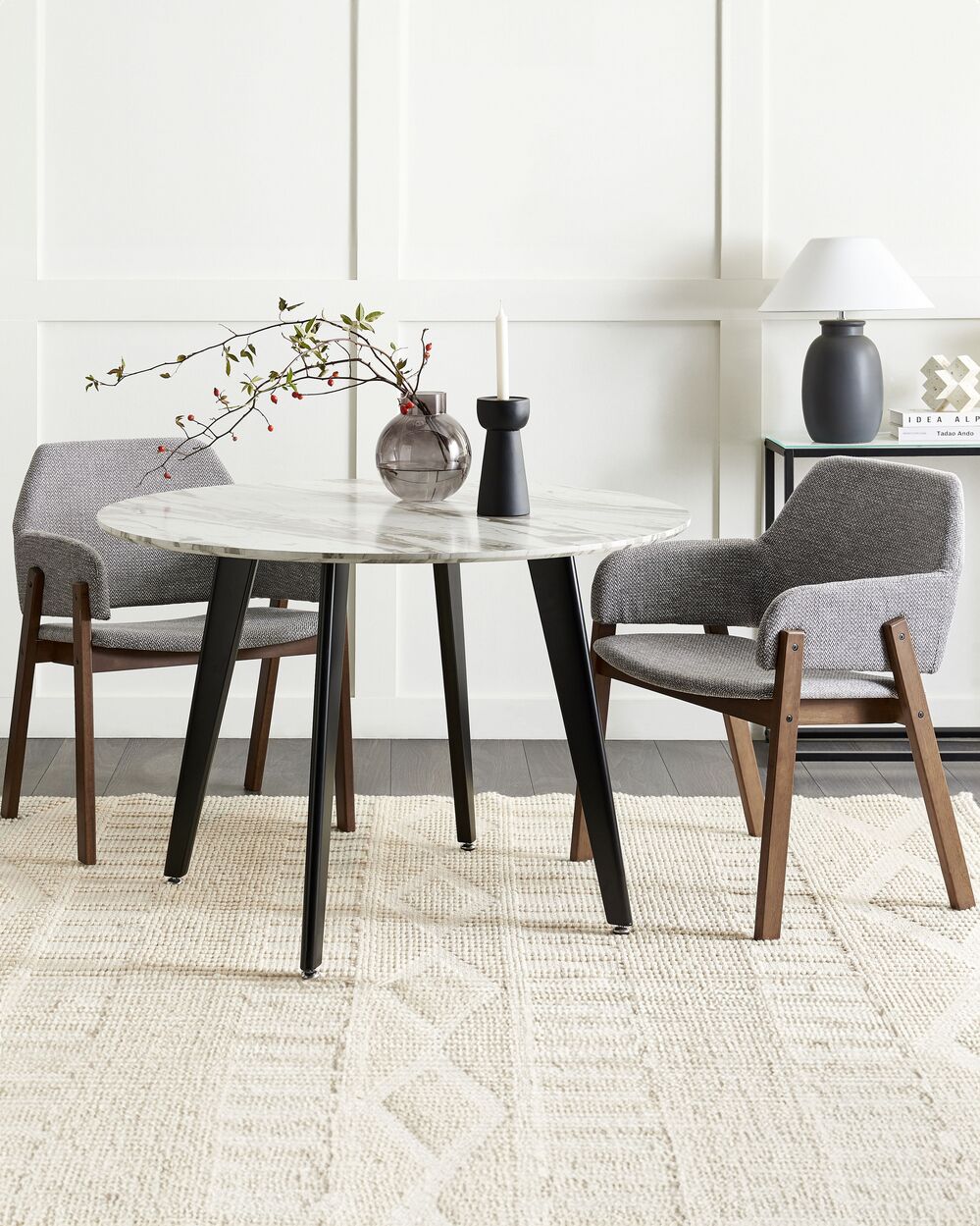 Set di 2 sedie da pranzo in legno scuro e tessuto in poliestere grigio gambe in legno di caucciù stile retrò tradizionale