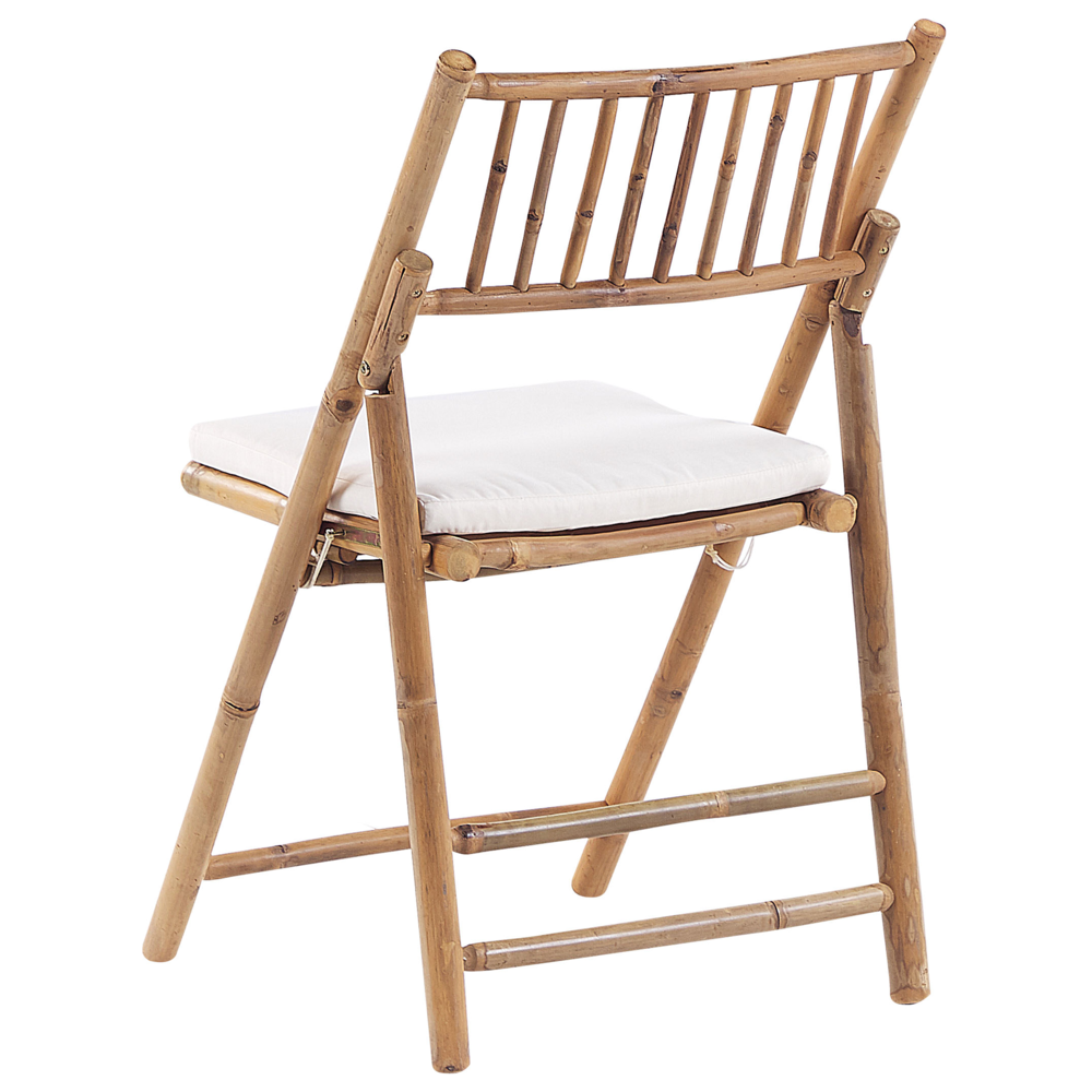 Set da giardino tavolino pieghevole e 2 sedie in bambù naturale e cuscini di colore bianco esterno