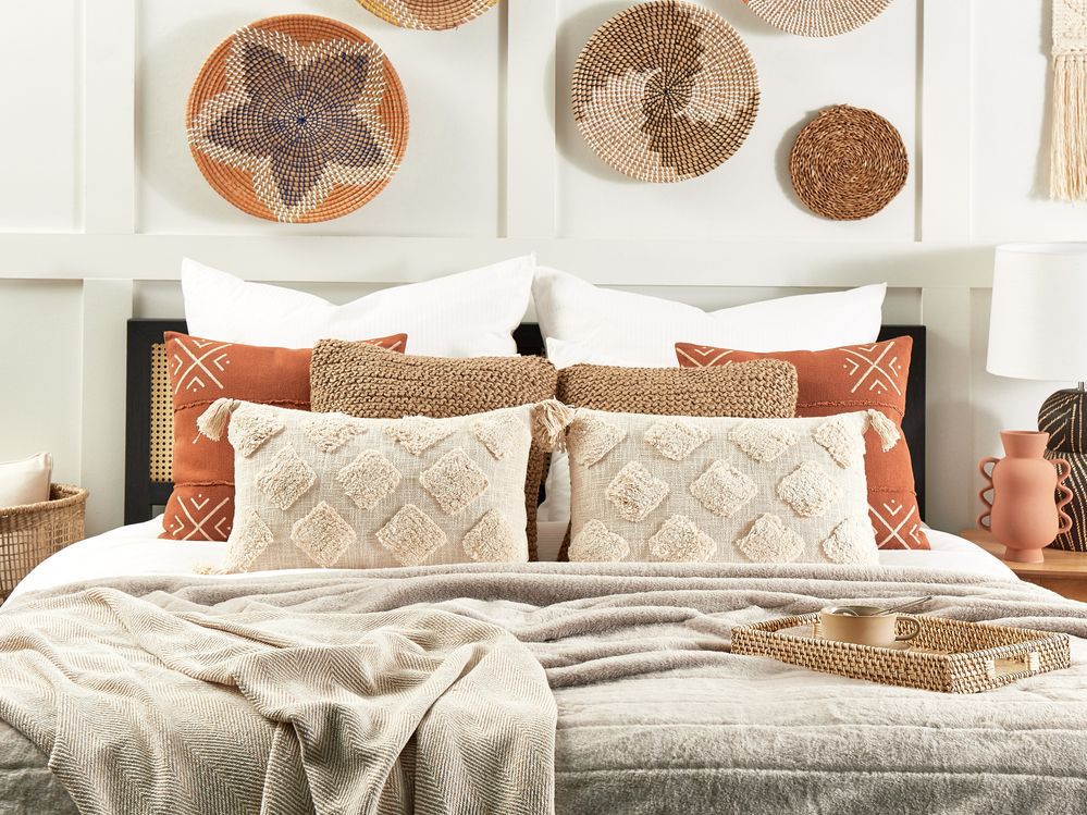 Cuscino decorativo cotone beige 35 x 55 cm tinta unita con nappe stile boho accessori