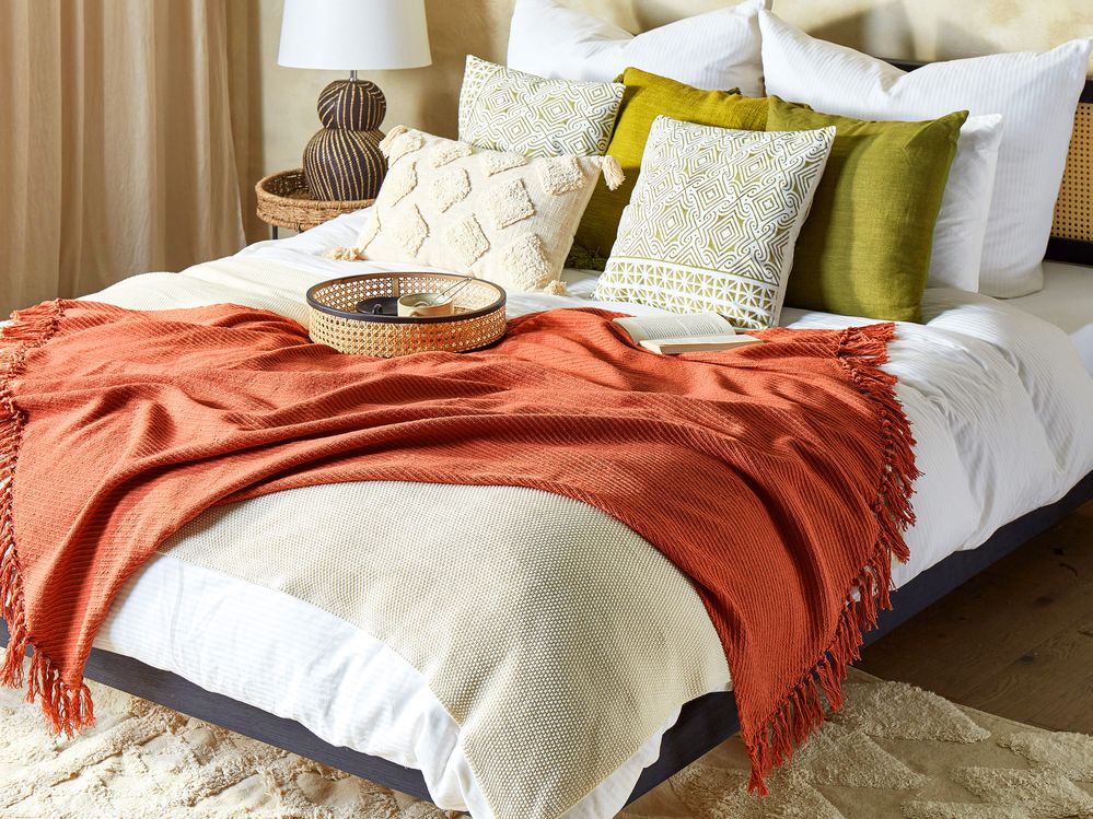 Coperta rossa in cotone e con frange fatta a mano 125 x 150 cm soggiorno camera da letto divano