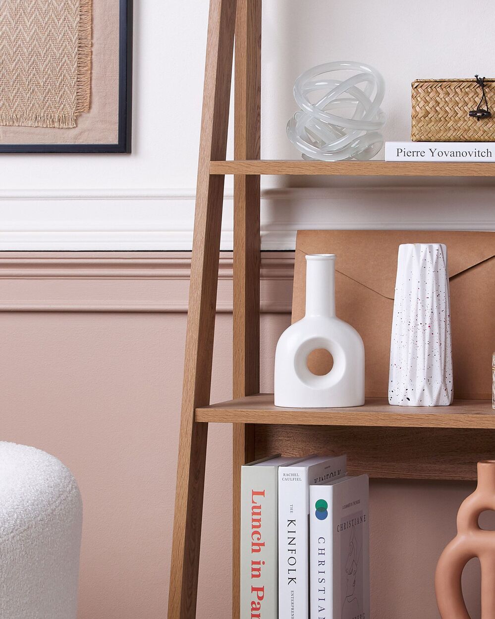 Vaso decorativo per fiori in porcellana con foro 22 cm bianco