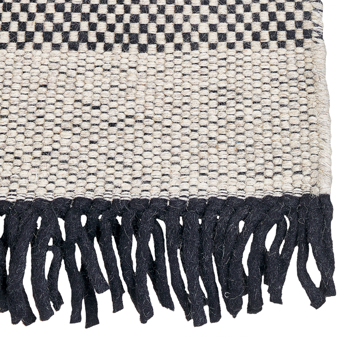 Tappeto beige e nero lana cotone 160 x 230 cm rettangolare intrecciato a mano con frange