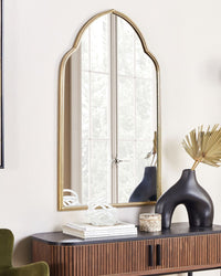 Specchio da parete con cornice in metallo dorato 58 x 104 cm, pezzo decorativo fatto a mano per il soggiorno glamour