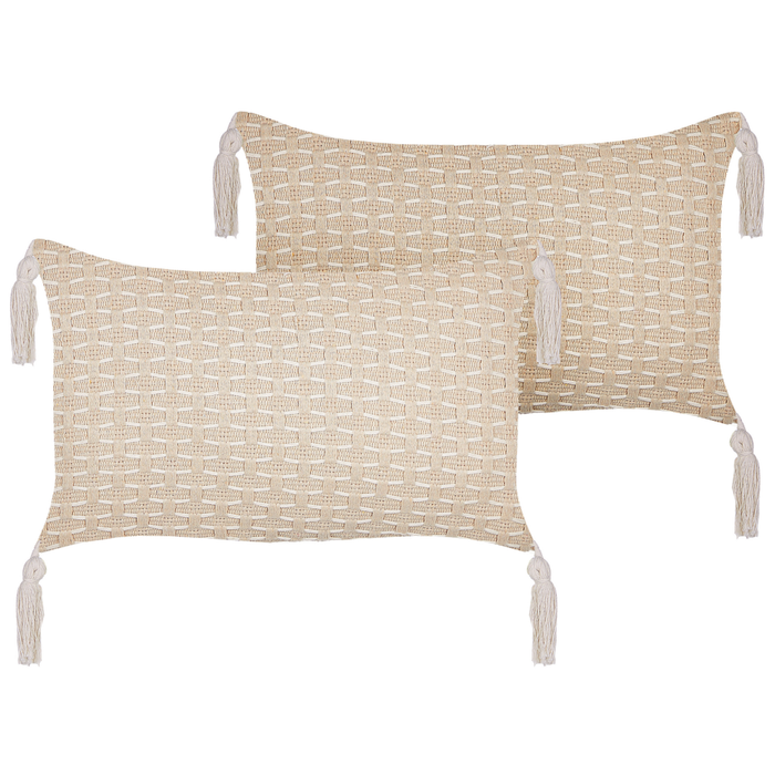 Set di 2 cuscini in tessuto di poliestere beige 45 x 25 cm con nappe e imbottitura soggiorno camera da letto