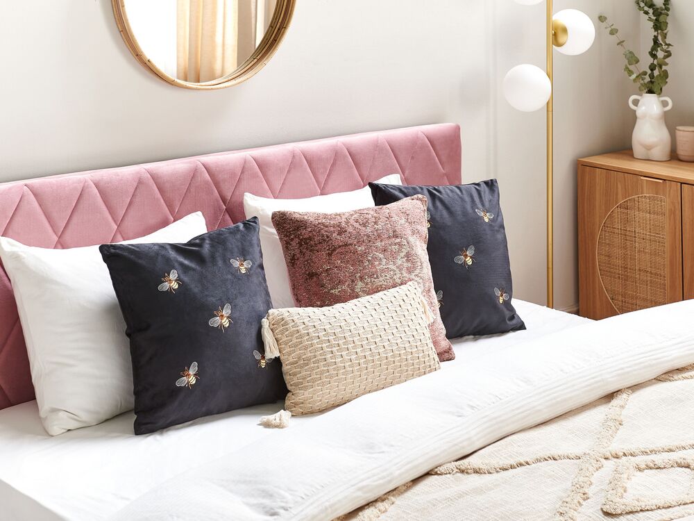 Set di 2 cuscini decorativi in velluto nero 45 x 45 cm con motivo con api soggiorno camera da letto