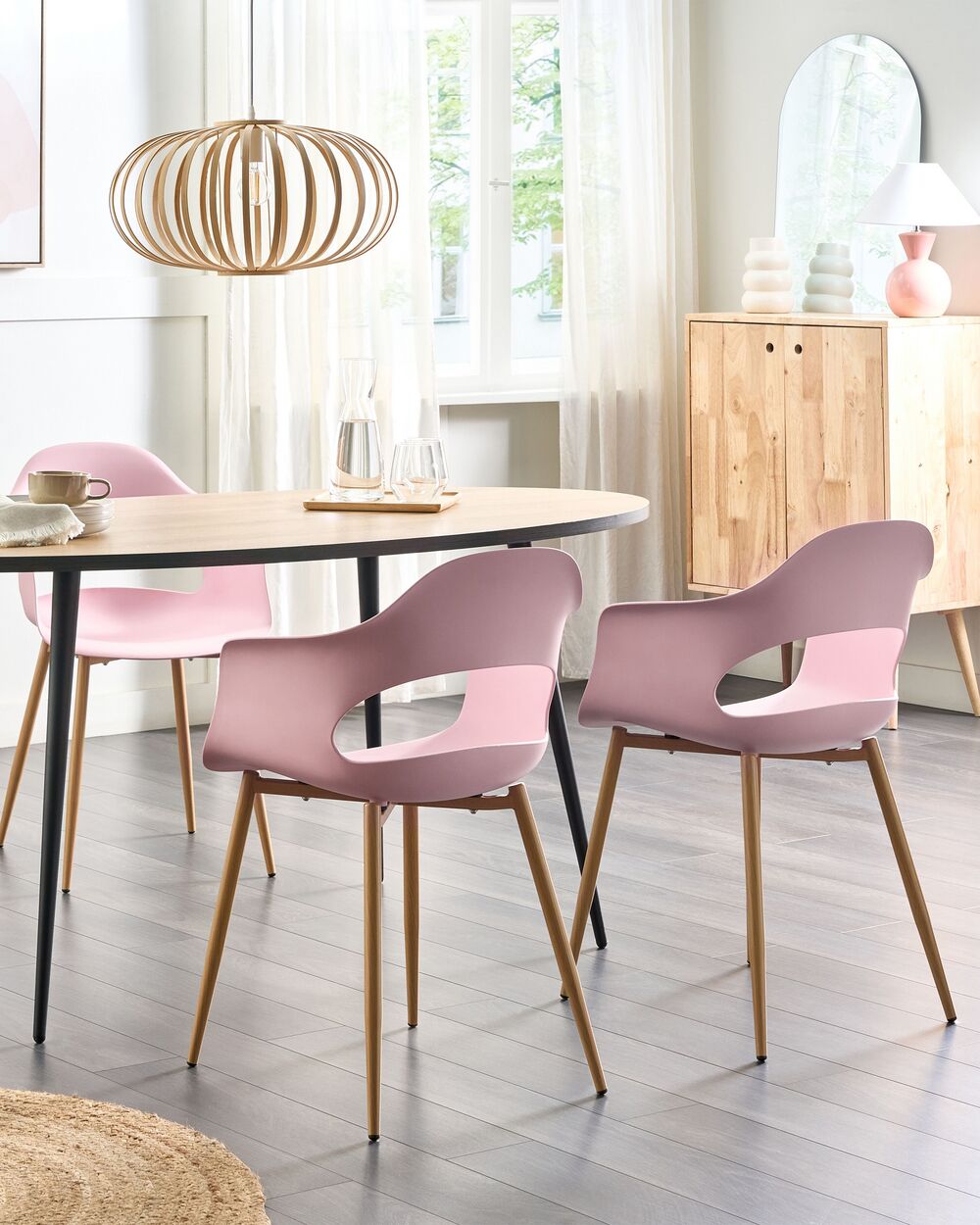 Set di 2 sedie da pranzo in materiale sintetico rosa gambe eleganti decorative stile contemporaneo