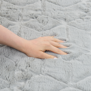 Tappeto in pelliccia di coniglio sintetica verde menta 80 x 150 cm shaggy ad alto pelo soggiorno camera da letto