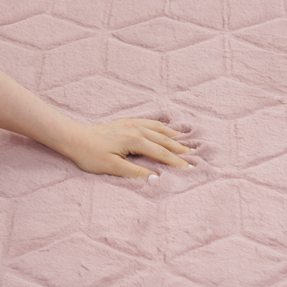 Tappeto in pelliccia di coniglio sintetica rosa 160 x 230 cm shaggy ad alto pelo soggiorno camera da letto