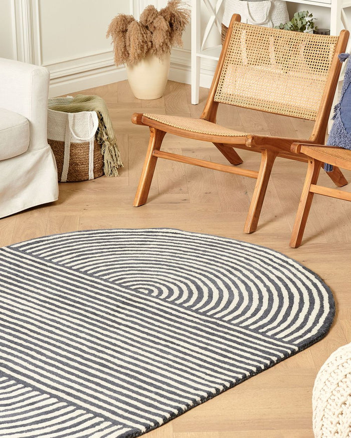 Tappeto da salotto in lana a righe ovali bianco e grigio grafite 140 x 200 cm soggiorno camera da letto