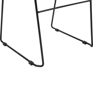 Set di 4 sedie da pranzo Beige Impilabili in plastica Gambe in acciaio nero Sedia da conferenza Design scandinavo moderno contemporaneo Sedute per la sala da pranzo