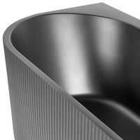 Vasca da bagno angolare sinistra in acrilico nero opaco 170 x 80 cm Finitura scanalata Bagno in stile moderno