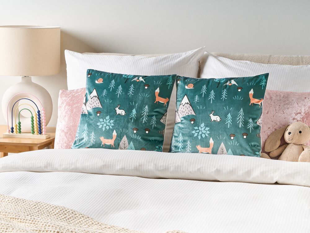 Set di 2 cuscini decorativi in velluto verde menta 45 x 45 cm per bambini con stampa di motivi animali forestali moderni per bambini Accessori decorativi
