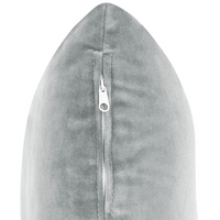 Chaise Lounge in velluto grigio chiaro lato destro gambe in legno scuro design moderno