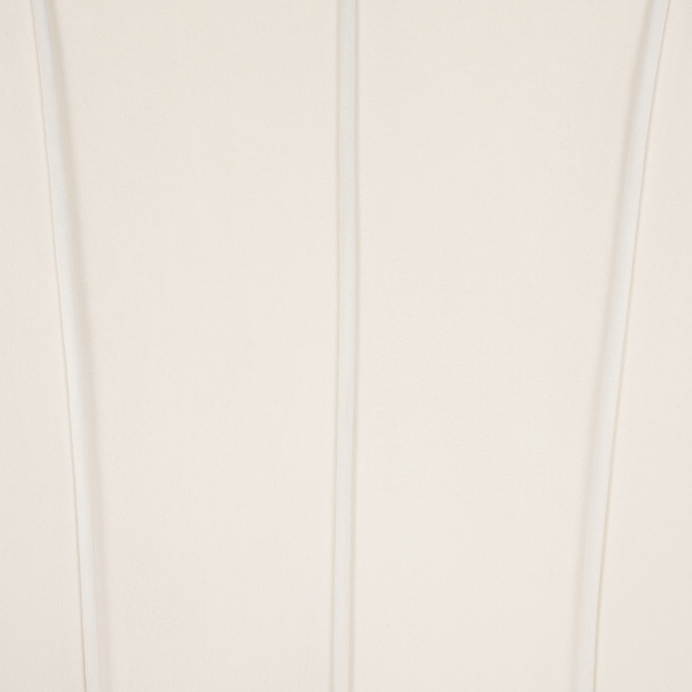 Poltrona Velluto Bianco Sporco Forma Di Conchiglia Gambe In Metallo Retrò