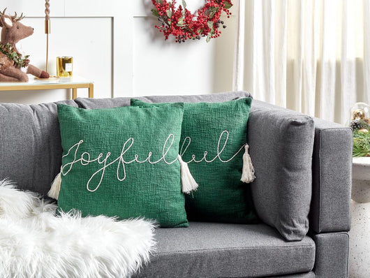 Set di 2 cuscini decorativi Verde 45 x 45 cm Motivo natalizio Nappe Cotone Sfoderabile Soggiorno Camera da letto