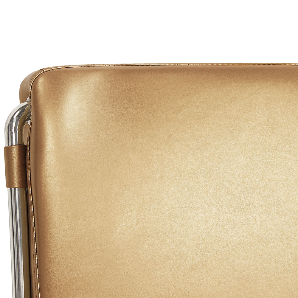 Letto ad acqua 180 x 200 cm in pelle dorata con accessori stile contemporaneo moderno