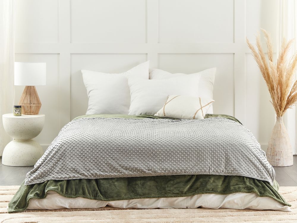 Copripiumino per coperta ponderata Grigia Tessuto poliestere 120 x 180 cm Motivo a pois Design moderno Tessile camera da letto