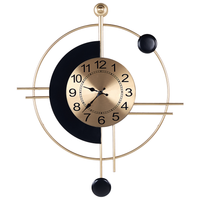 Orologio da parete in ferro oro e nero 59 x 67 cm forma rototnda camera da letto soggiorno