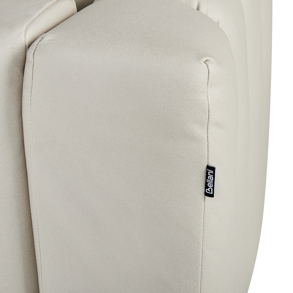 Chaise Lounge destra Tappezzata in  ecopelle vegana bianco sporco Gambe nere Cuscino di seduta imbottito Design moderno e glam