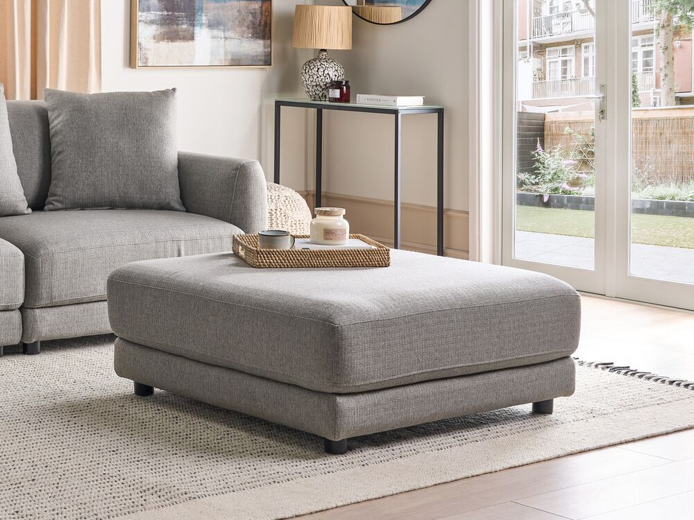 Ottomana poggiapiedi in tessuto poliestere grigio chiaro imbottito quadrato elemento di divano moderno minimalista