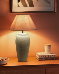 Lampada da tavolo Base in ceramica bianca Paralume a cono regolabile in lino Effetto invecchiato Design moderno e minimalista Soggiorno Camera da letto