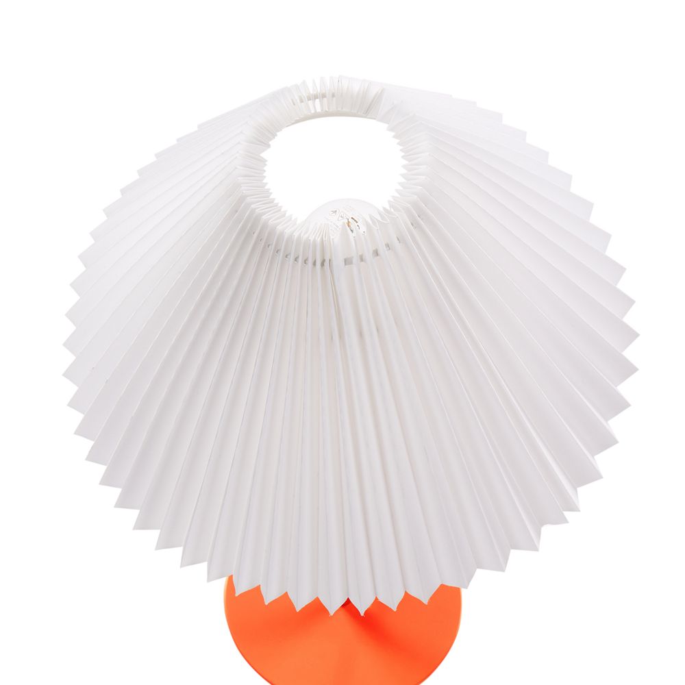 Lampada da tavolo moderna con base in metallo e paralume sintetico plissettato arancione camera da letto comodino