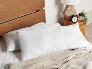 Set di 2 cuscini tradizionali bianchi in microfibra e poliestere a basso profilo 40 x 80 cm camera da letto design classico