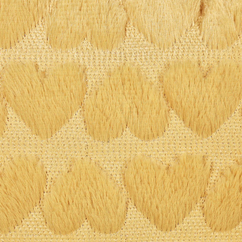 Set di 2 cuscini in poliestere ricamati con motivo a cuoricini giallo 45 x 45 cm morbida imbottitura