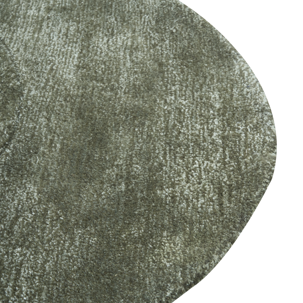 Tappeto in viscosa organico a forma di fagiolo verde scuro 160 x 230 cm soggiorno camera da letto