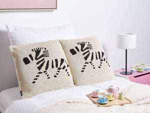 Set di 2 cuscini decorativi per bambini in cotone beige 45 x 45 cm con motivo a zebra Accessorio per la cameretta dei bambini