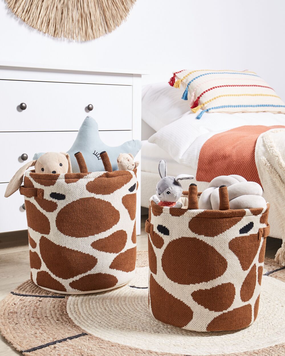 Set di 2 cestini portaoggetti per bambini in cotone beige e marrone Giraffa con maniglie per giocattoli