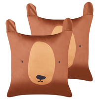 Set di 2 cuscini decorativi in cotone marrone 45 x 45 cm con motivo a orso, sfoderabili, accessori moderni per la camera da letto e il soggiorno.