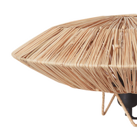 Lampada da tavolo con base in ferro e paralume in paglia naturale stile boho