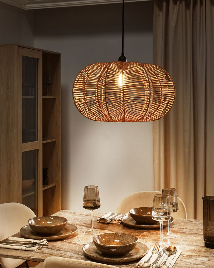 Lampada a sospensione in rattan naturale Paralume in ferro nero Base Boho Lightning Luce a sospensione Soggiorno Camera da letto Corridoio
